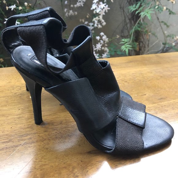 BCBG Maxazria Stiletto Heels Black Straps - Picture 3 of 6